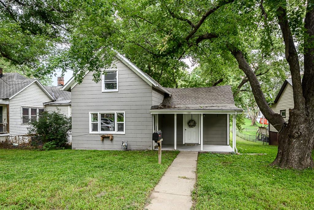 1st image of 1207 S 2nd St, Leavenworth, KS 66048 | MLS# 2636152