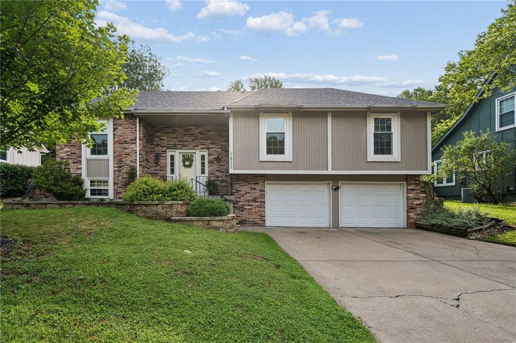 1st image of 7833 N Michigan Ave, Kansas City, MO 64118 | MLS# 2636177