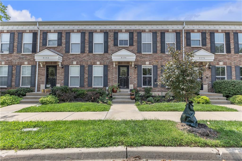 3rd image of 8154 N Drury Ave, Kansas City, MO 64119 | MLS# 2636192