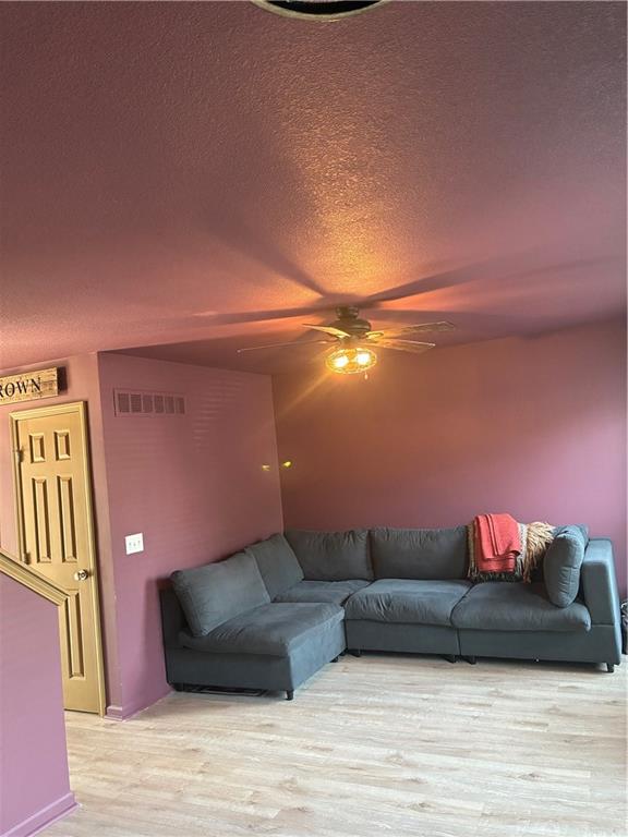 4th image of 8154 N Drury Ave, Kansas City, MO 64119 | MLS# 2636192