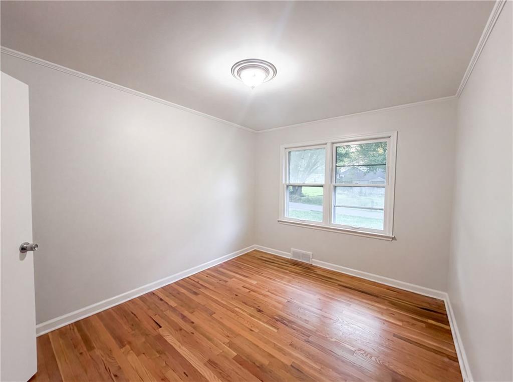 4th image of 3364 N 60Th Ter, Kansas City, KS 66104 | MLS# 2636193