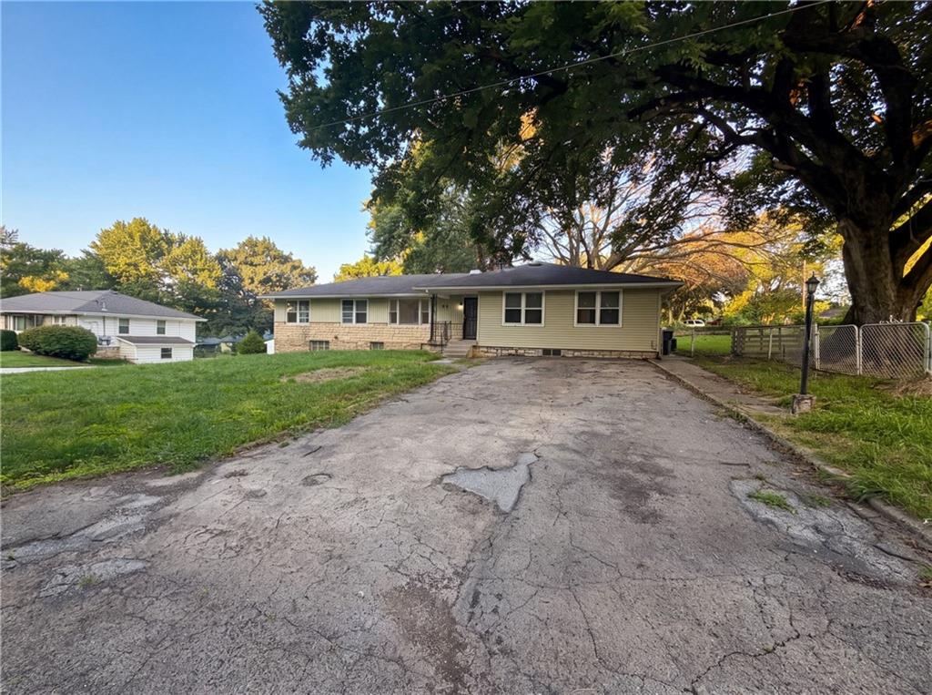1st image of 3364 N 60th Ter, Kansas City, KS 66104 | MLS# 2636193