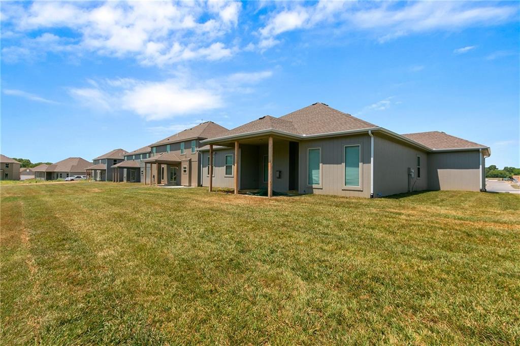 28th image of 11028 N Corrington Ave, Kansas City, MO 64156 | MLS# 2636196