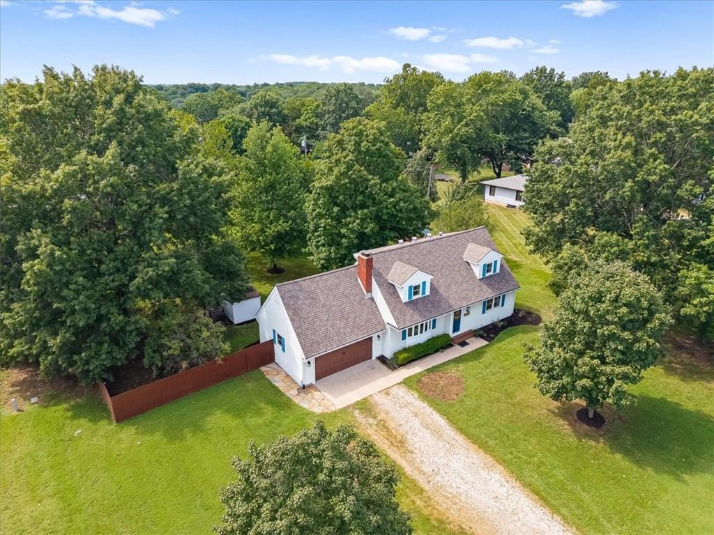1st image of 1421 Monterey Wy, Lawrence, KS 66049 | MLS# 2636200