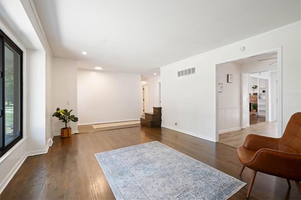 5th image of 6220 N Bales Ave, Kansas City, MO 64119 | MLS# 2636236