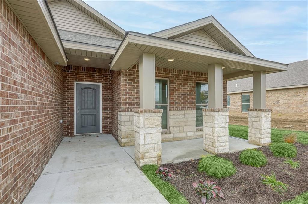 4th image of 15630 Austin Ct, Basehor, KS 66007 | MLS# 2636249