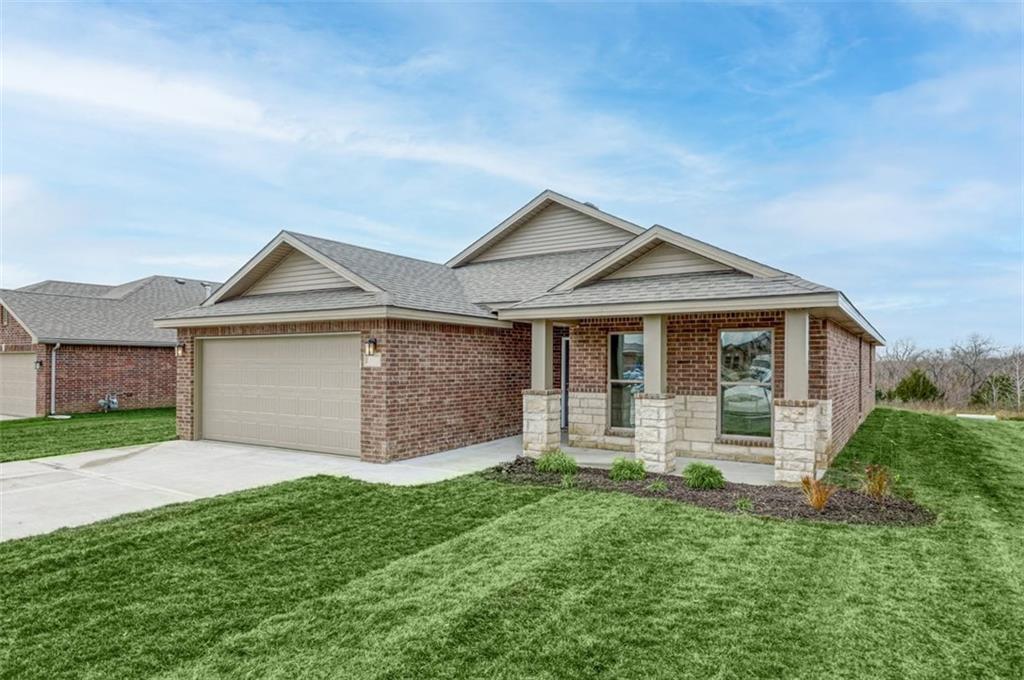2nd image of 15630 Austin Ct, Basehor, KS 66007 | MLS# 2636249