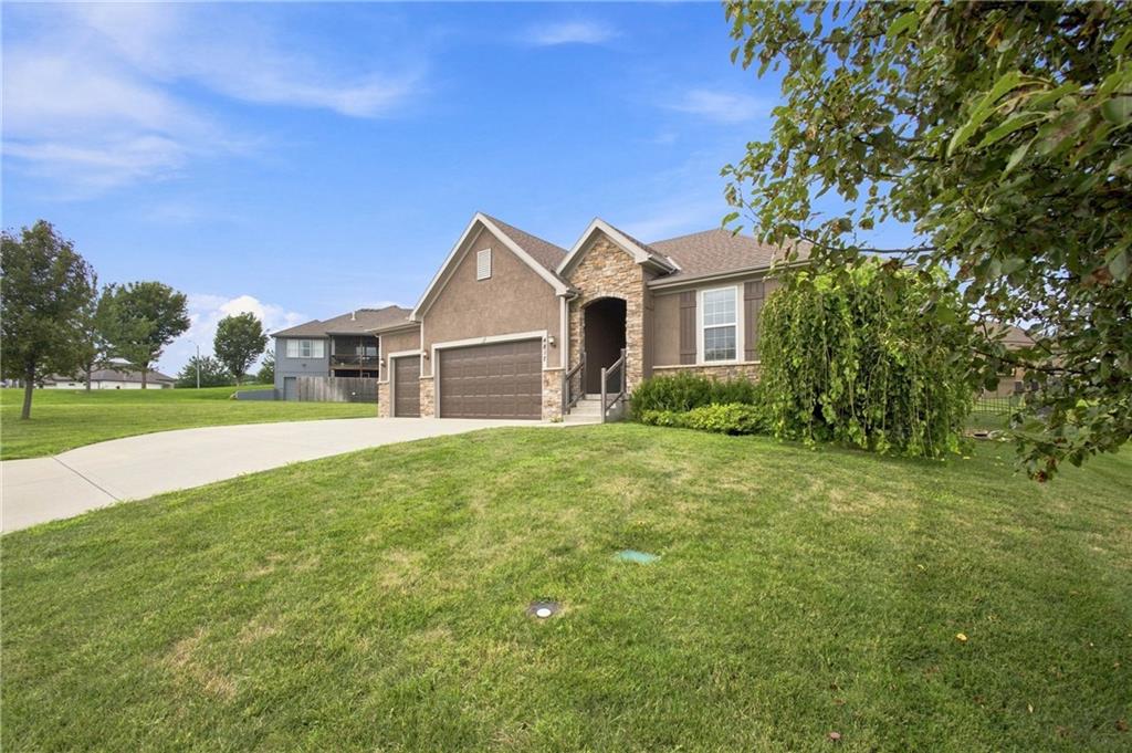 5th image of 4817 Sw Marguerite St, Blue Springs, MO 64015 | MLS# 2636271