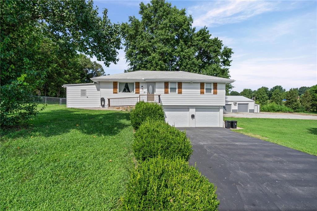 1st image of 14960 Todd Creek Rd, Platte City, MO 64079 | MLS# 2636273