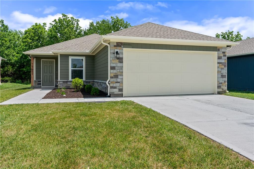 1st image of 20279 W 195th St, Spring Hill, KS 66083 | MLS# 2636283