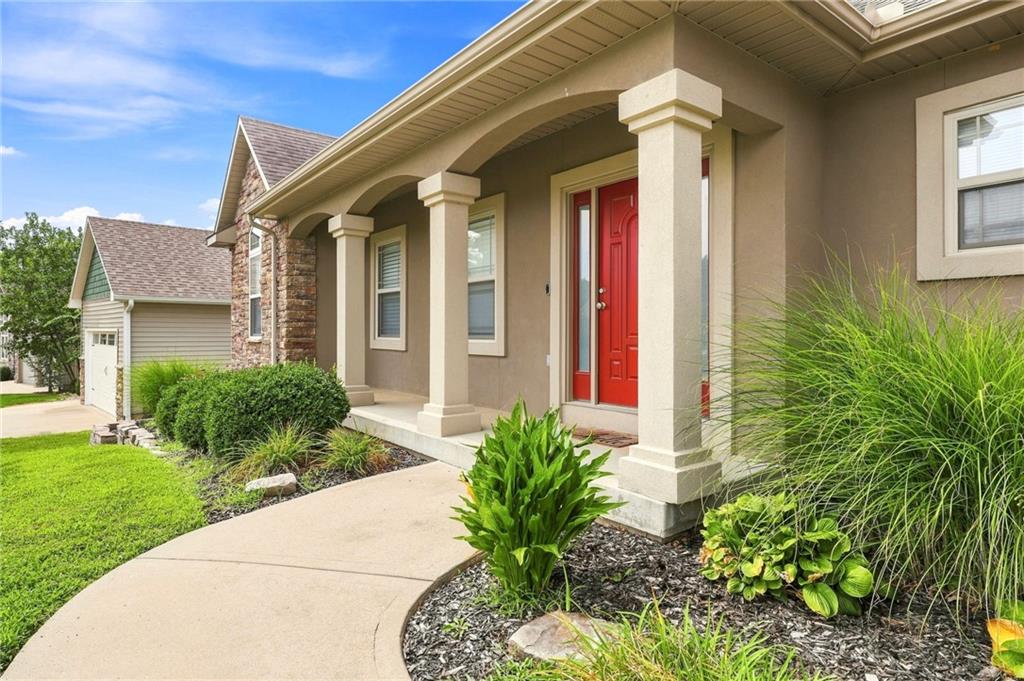 3rd image of 628 Oakmont Dr, Warrensburg, MO 64093 | MLS# 2636293