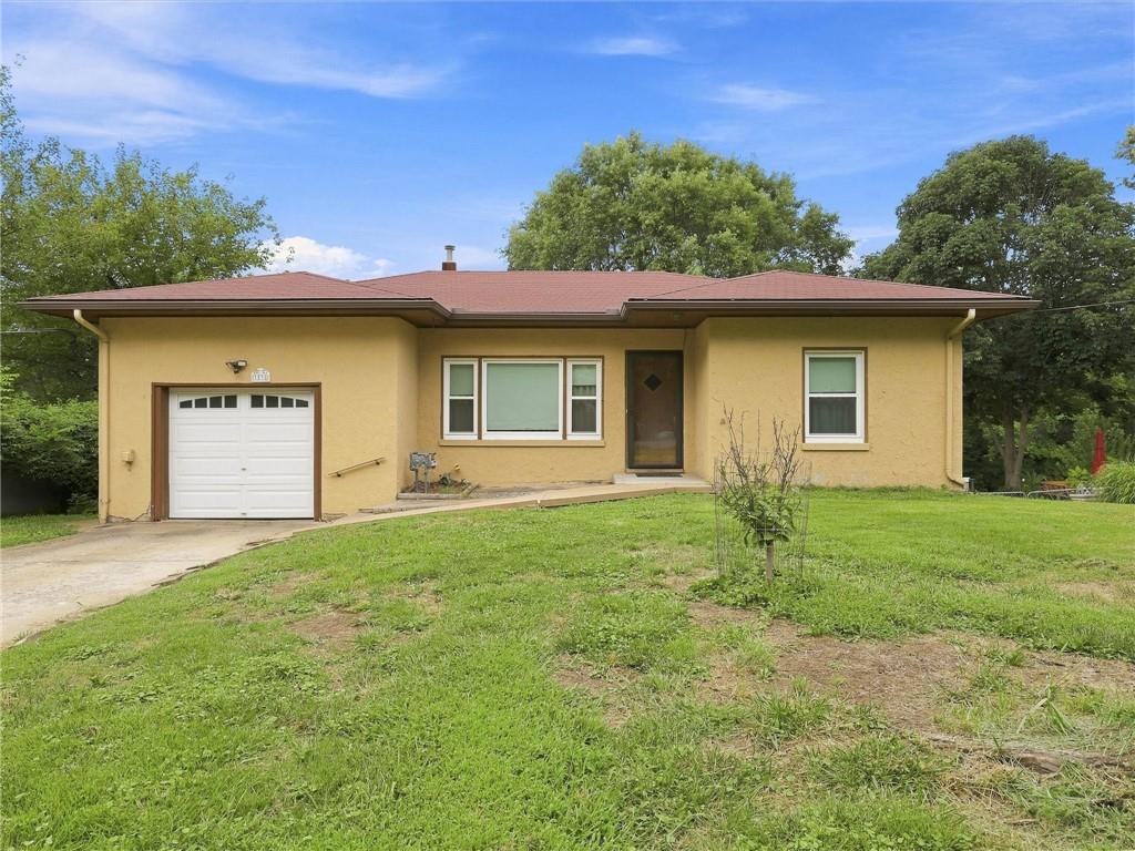 1st image of 3838 N Lister Ave, Kansas City, MO 64117 | MLS# 2636296