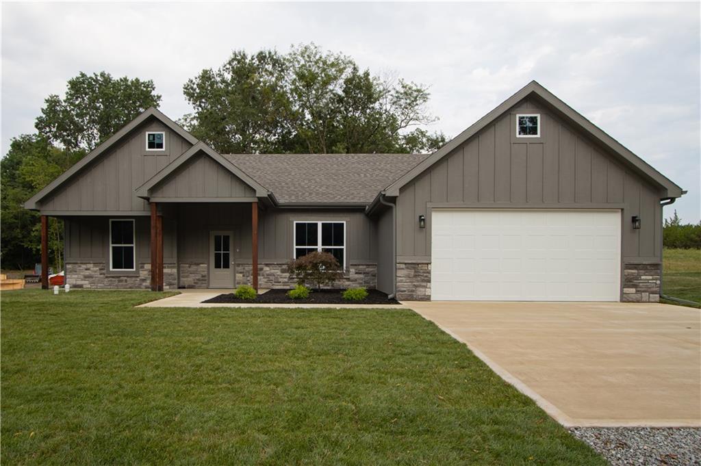 1st image of 331 Ne 21st Rd, Warrensburg, MO 64093 | MLS# 2636317