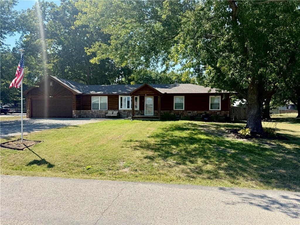 1st image of 208 Willow Ln, Perry, KS 66073 | MLS# 2636318