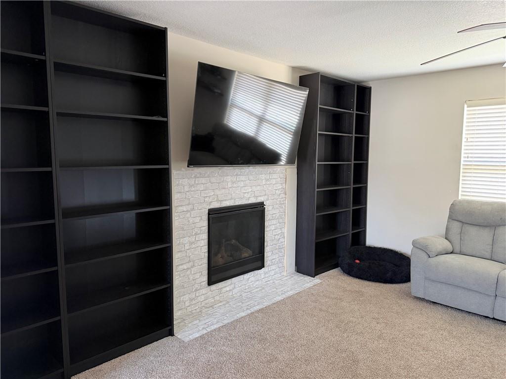 5th image of 214 Ne Greystone Wy, Grain Valley, MO 64029 | MLS# 2636331