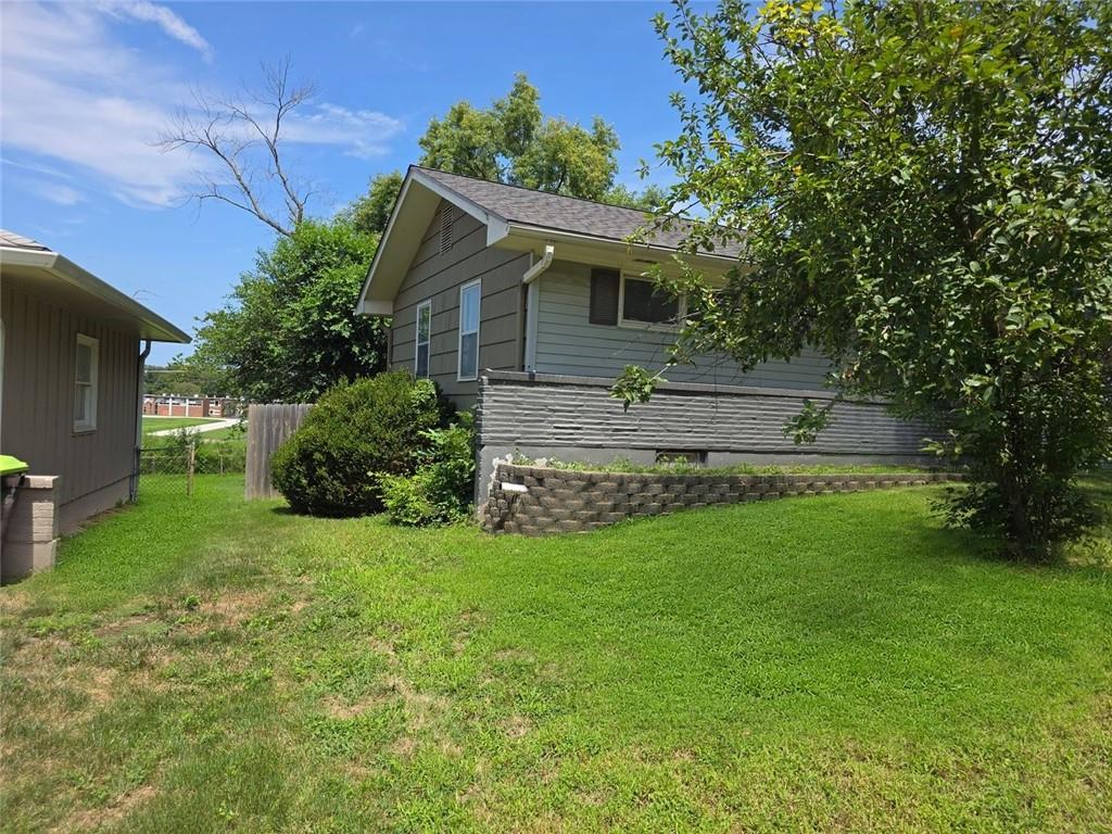 30th image of 8504 E 85th St, Raytown, MO 64138 | MLS# 2636333