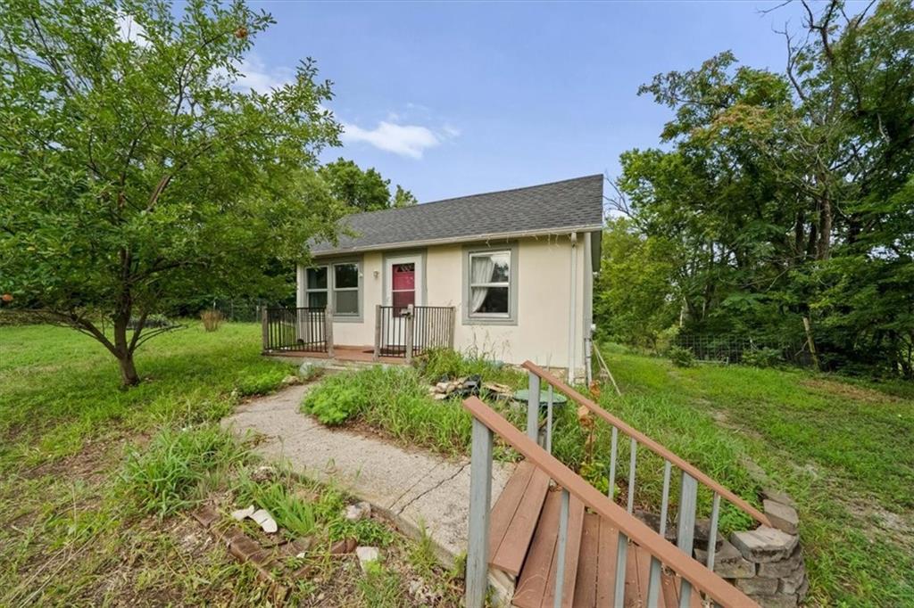 2nd image of 103 Ash St, Excelsior Springs, MO 64024 | MLS# 2636337