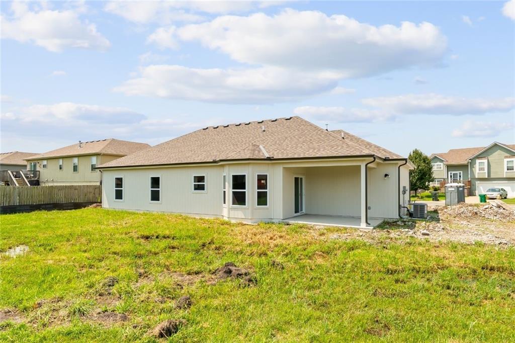 36th image of 571 S Meadowbrook St, Gardner, KS 66030 | MLS# 2636338