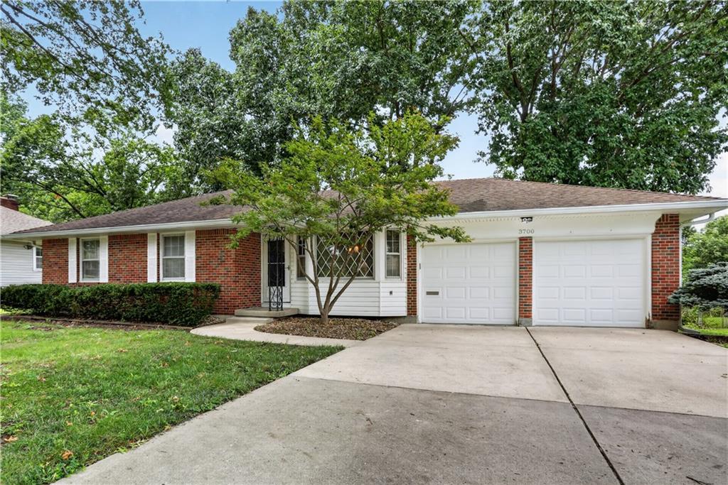 1st image of 3700 Harvard Ave, Independence, MO 64052 | MLS# 2636352