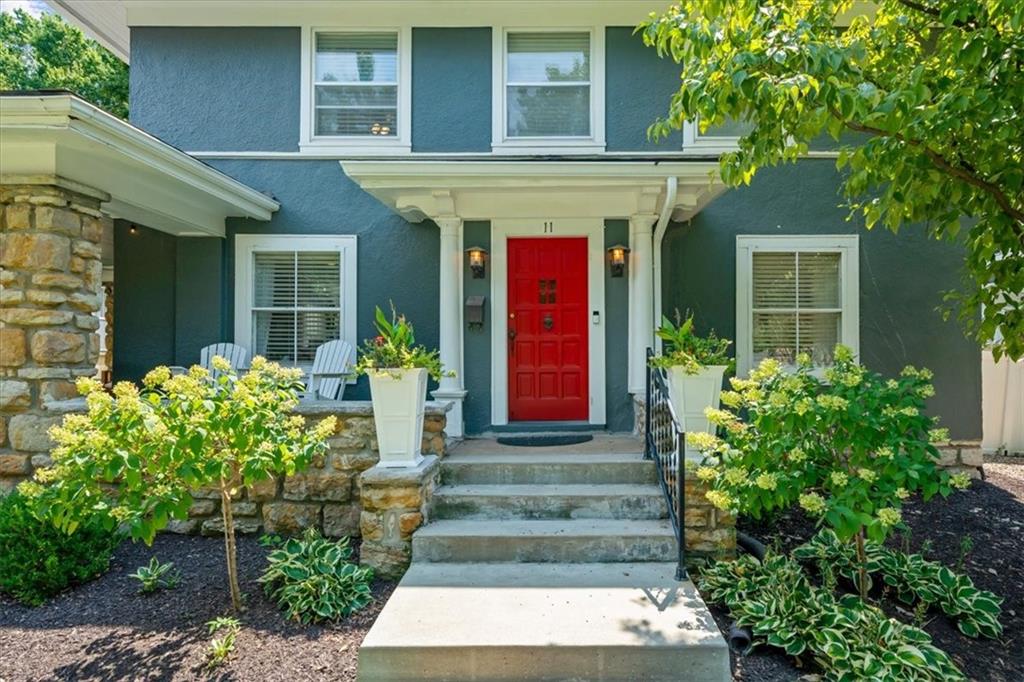 2nd image of 11 E Concord Ave, Kansas City, MO 64112 | MLS# 2636365