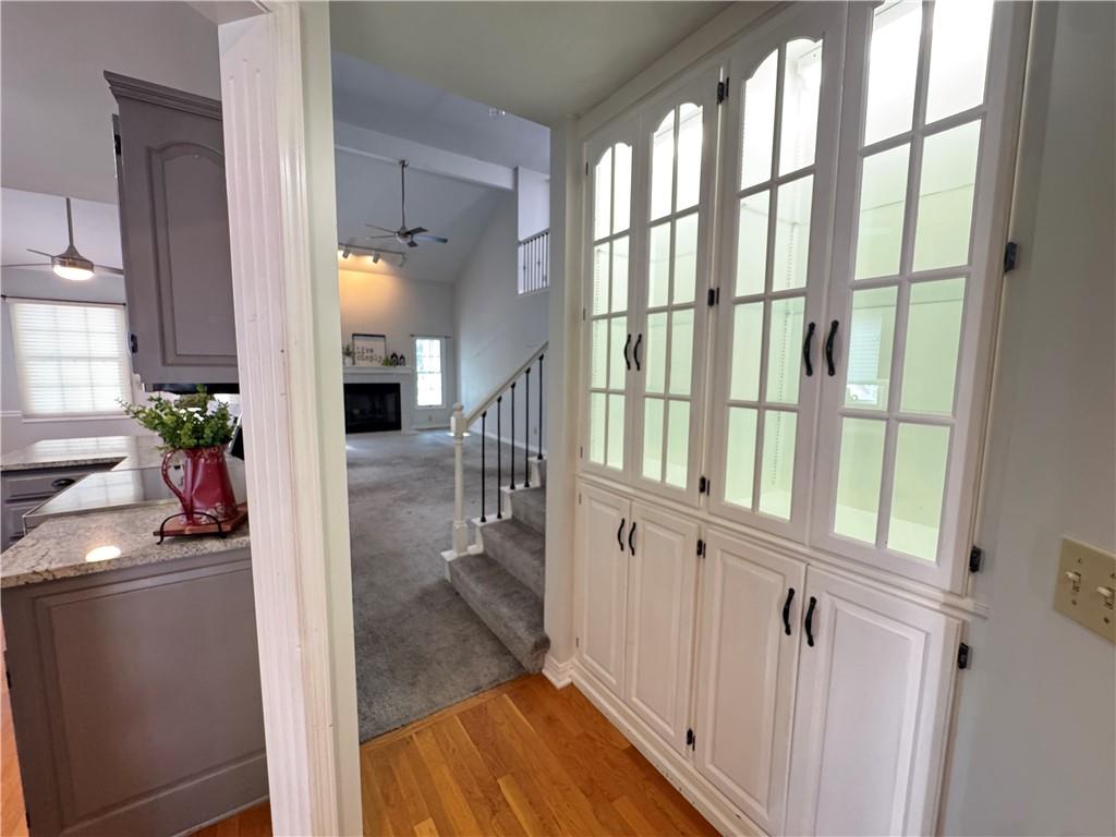 3rd image of 1513 Primrose Ln, Blue Springs, MO 64015 | MLS# 2636382