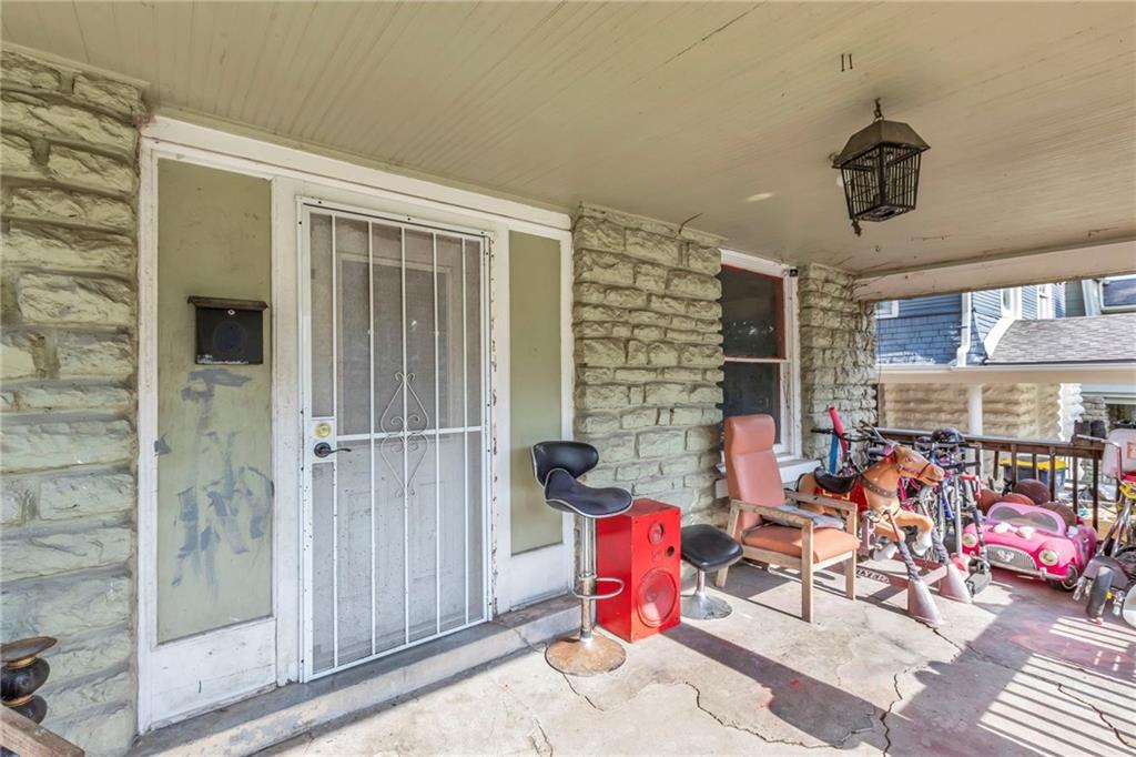 2nd image of 4010 Chestnut Ave, Kansas City, MO 64130 | MLS# 2636384