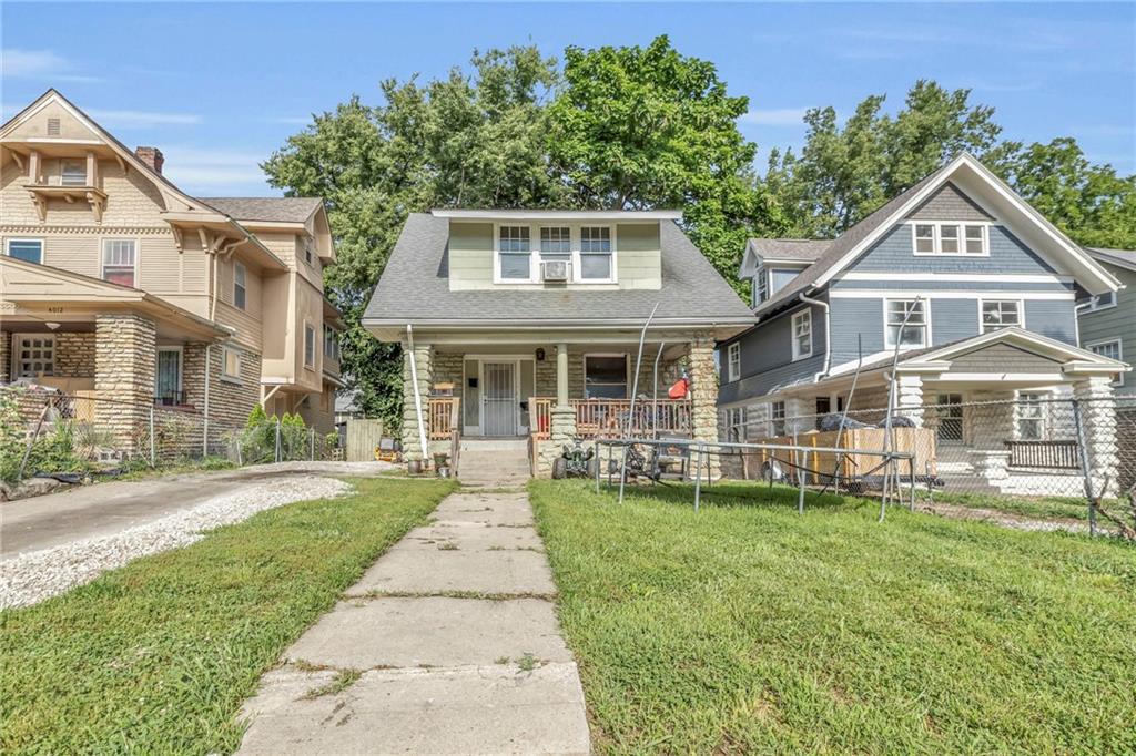 1st image of 4010 Chestnut Ave, Kansas City, MO 64130 | MLS# 2636384