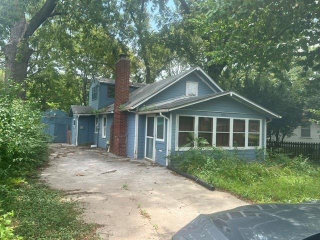 2nd image of 1315 S Osage St, Independence, MO 64055 | MLS# 2636397