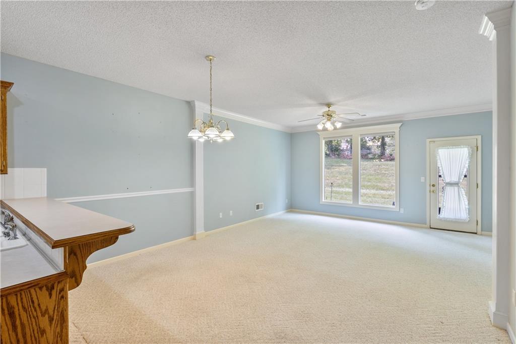 2nd image of 7412 N Campbell St, Kansas City, MO 64118 | MLS# 2636402