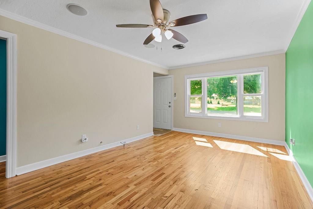 2nd image of 841 N Washington St, Spring Hill, KS 66083 | MLS# 2636412