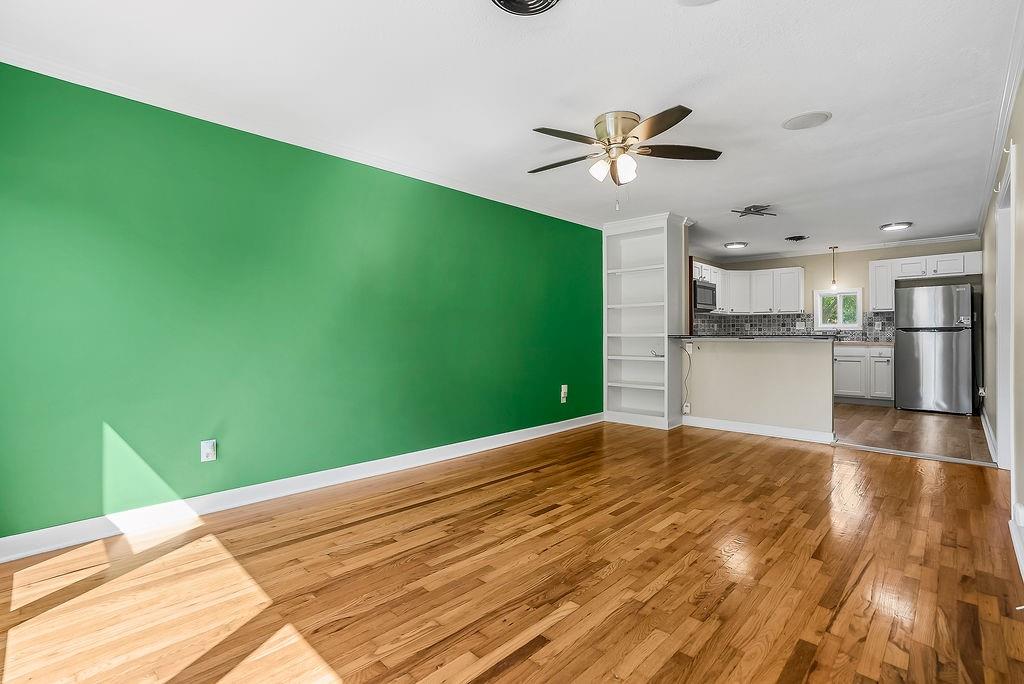 3rd image of 841 N Washington St, Spring Hill, KS 66083 | MLS# 2636412
