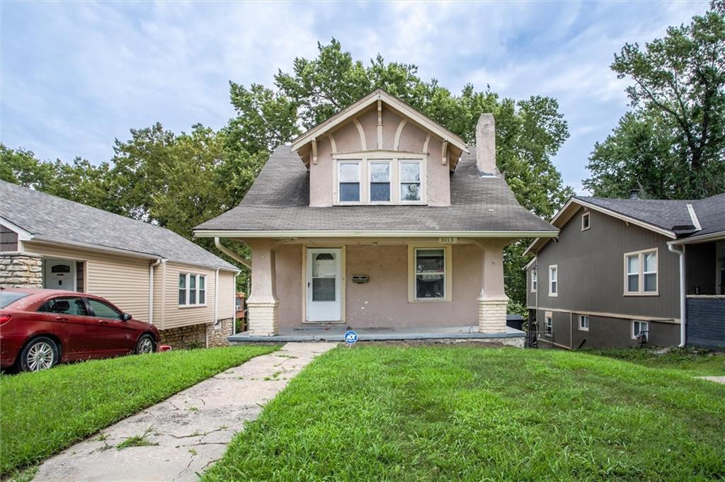 2nd image of 3013 Parkwood Blvd, Kansas City, KS 66104 | MLS# 2636420