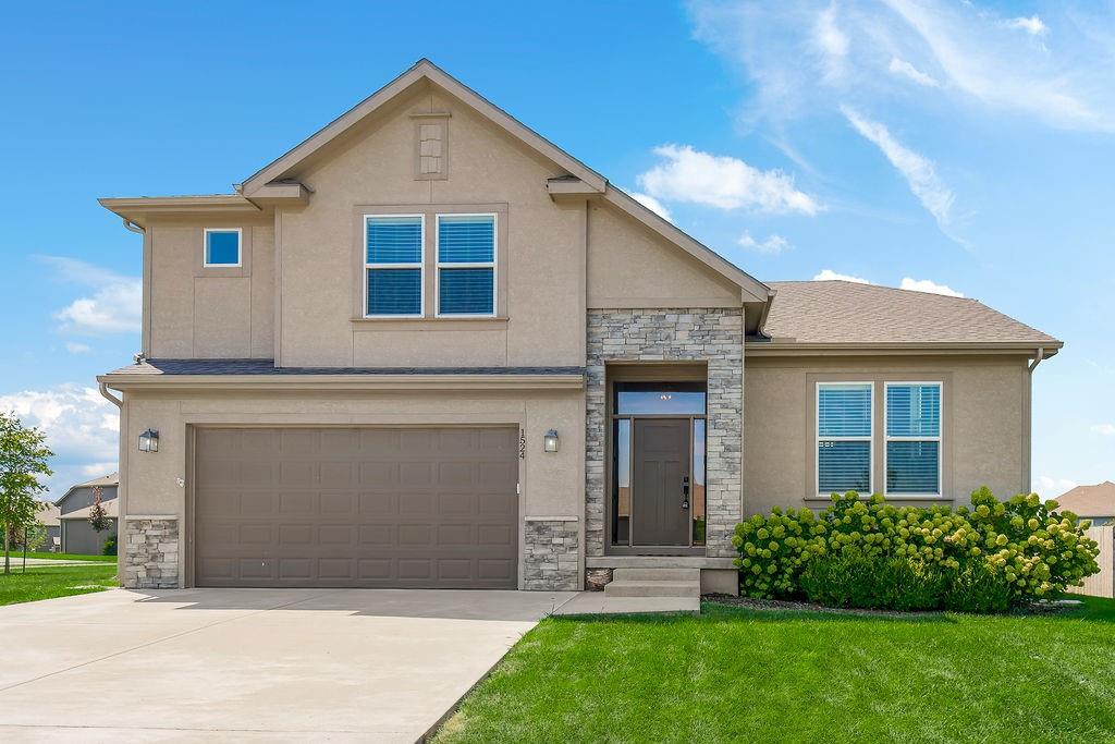 1st image of 1524 N 156th St, Basehor, KS 66007 | MLS# 2636446