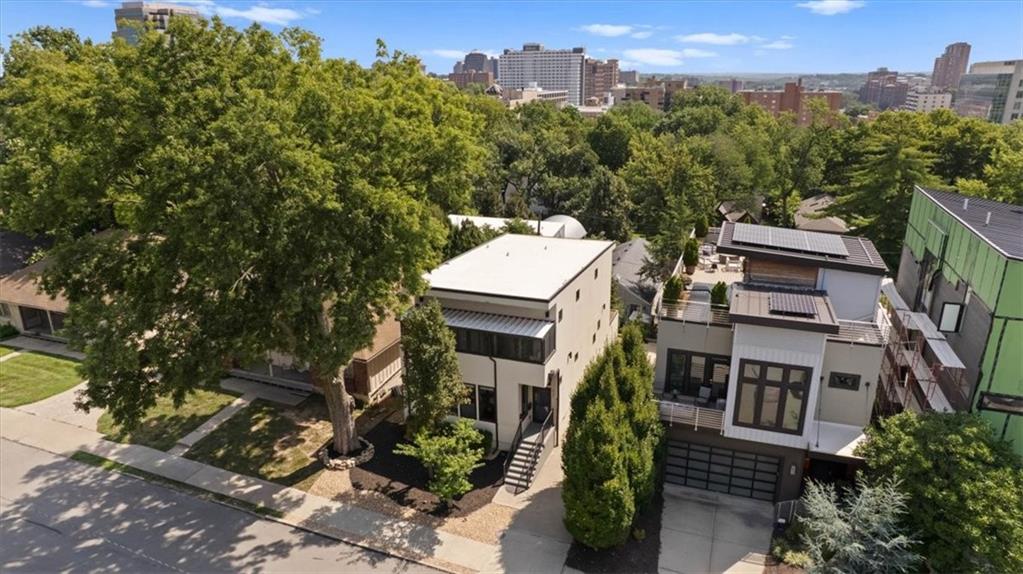 1st image of 4727 Mercier St, Kansas City, MO 64112 | MLS# 2636456