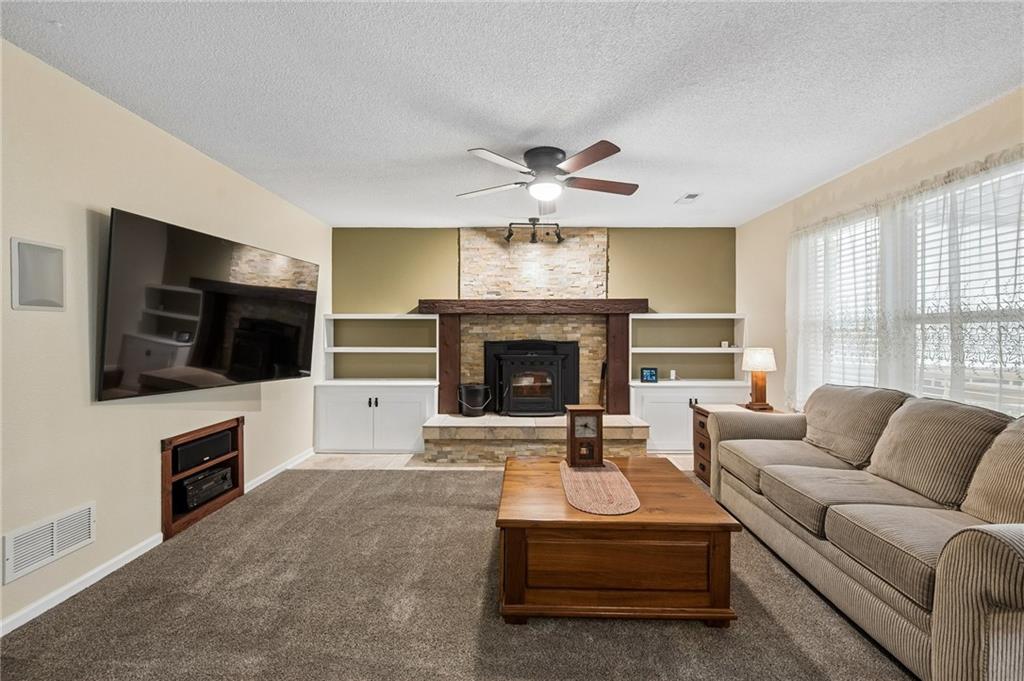 3rd image of 8715 Ne 116Th St, Kansas City, MO 64157 | MLS# 2636466