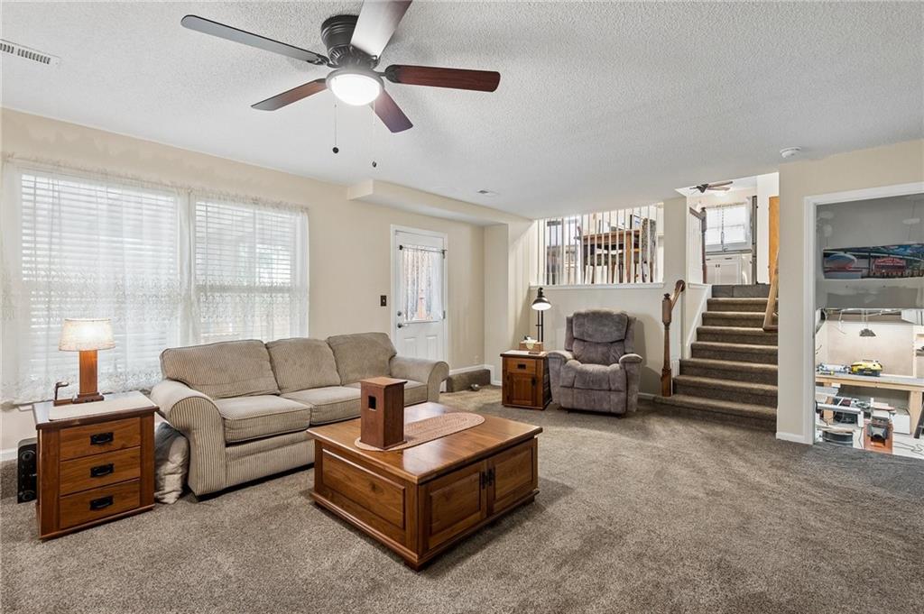 2nd image of 8715 Ne 116th St, Kansas City, MO 64157 | MLS# 2636466