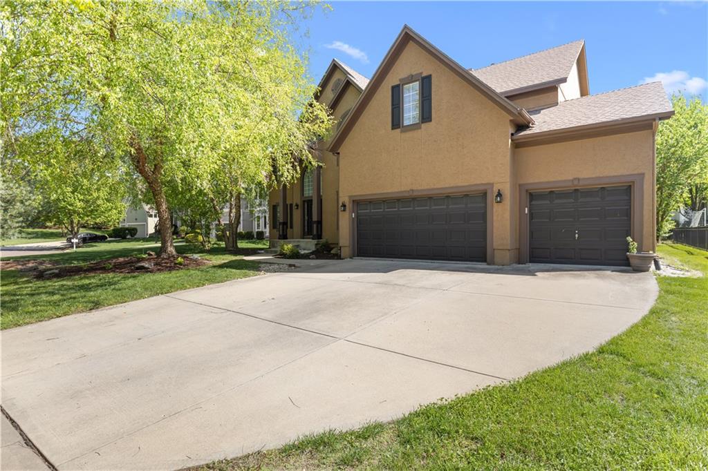 1st image of 9233 W 143rd Ter, Overland Park, KS 66221 | MLS# 2636494