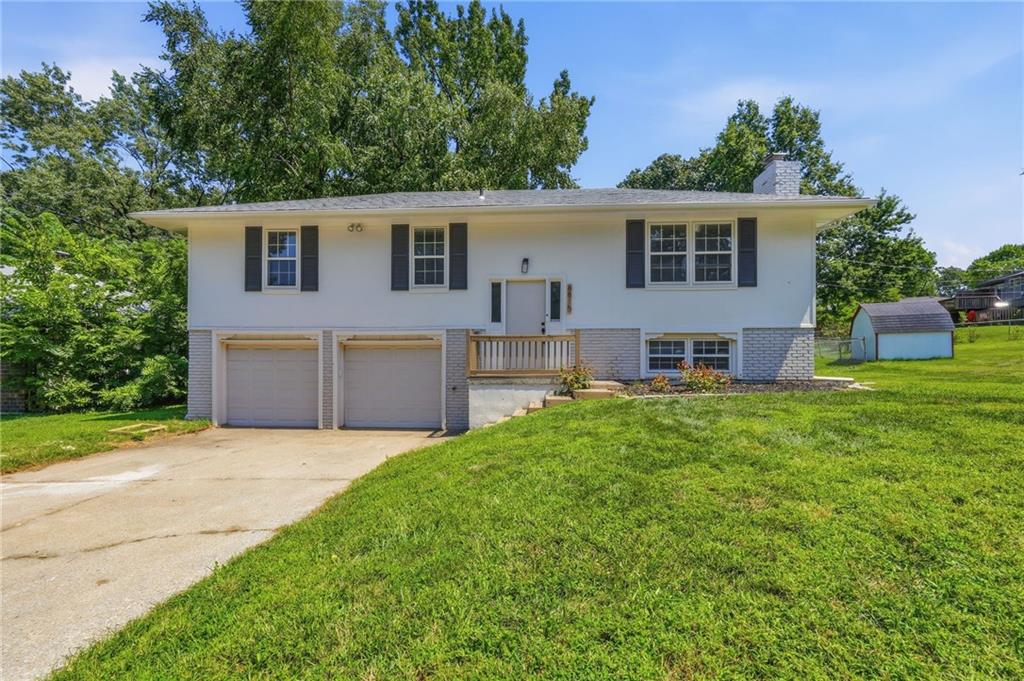 2nd image of 8815 N Grand Ave, Kansas City, MO 64155 | MLS# 2636503