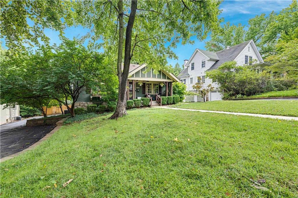 36th image of 4921 Wyoming St, Kansas City, MO 64112 | MLS# 2636504