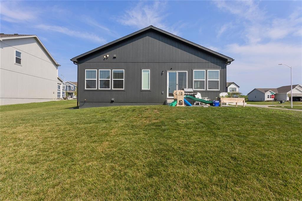 27th image of 10600 N Jefferson St, Kansas City, MO 64155 | MLS# 2636534