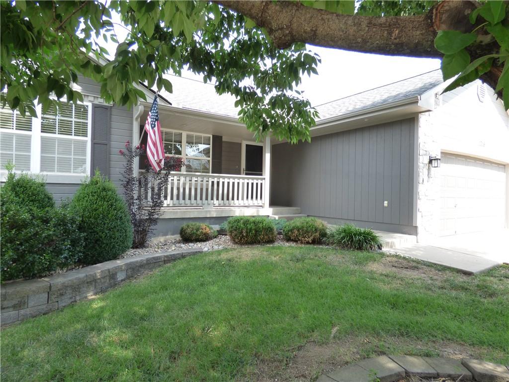 32nd image of 1716 Black Bear Ct, Raymore, MO 64083 | MLS# 2636559