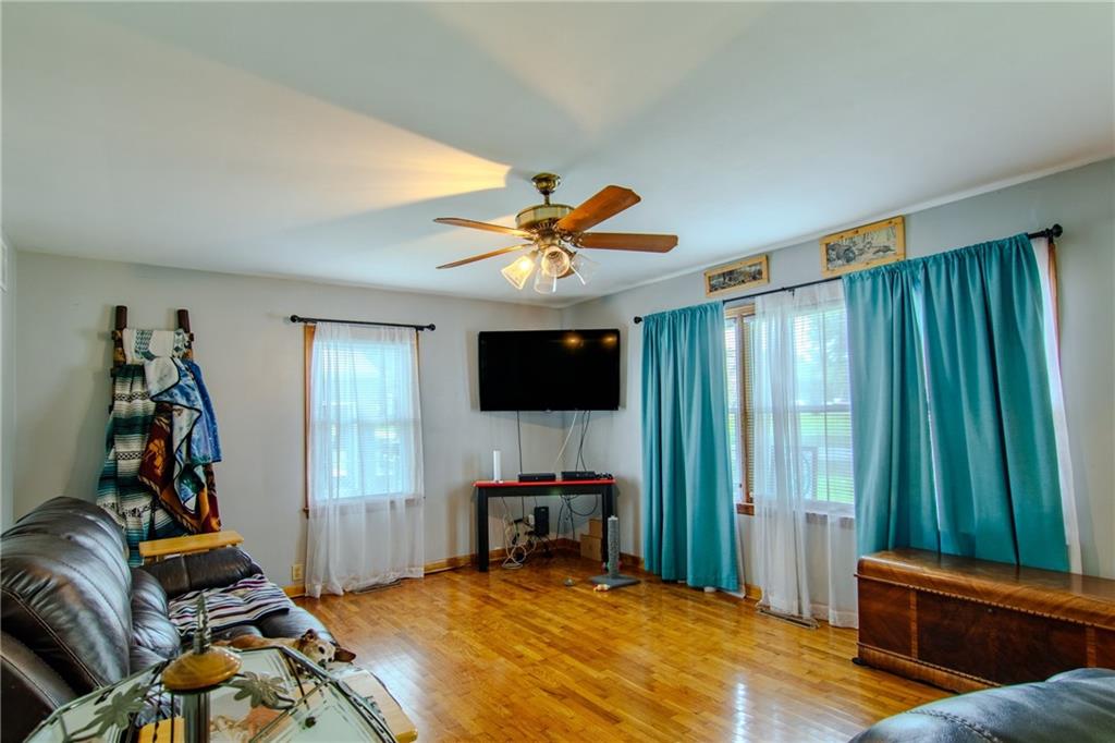 3rd image of 409 S High St S, Butler, MO 64730 | MLS# 2636566