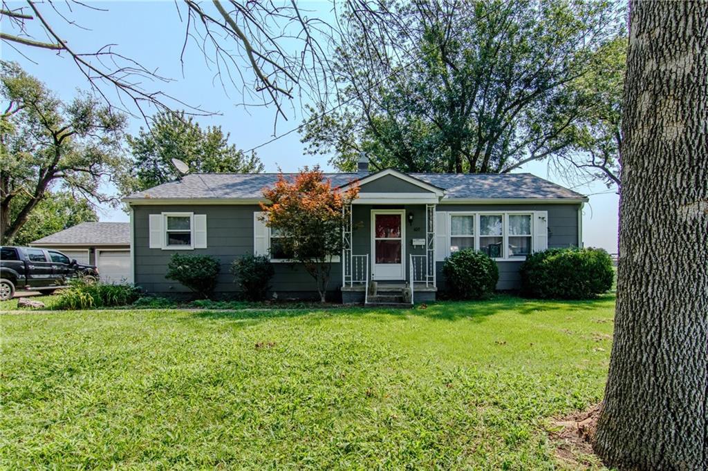 1st image of 409 S High St S, Butler, MO 64730 | MLS# 2636566