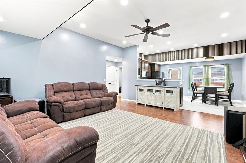 4th image of 389 Se 971 Rd, Knob Noster, MO 65336 | MLS# 2636569
