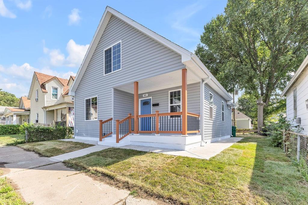 2nd image of 825 S 19th St, St Joseph, MO 64507 | MLS# 2636586