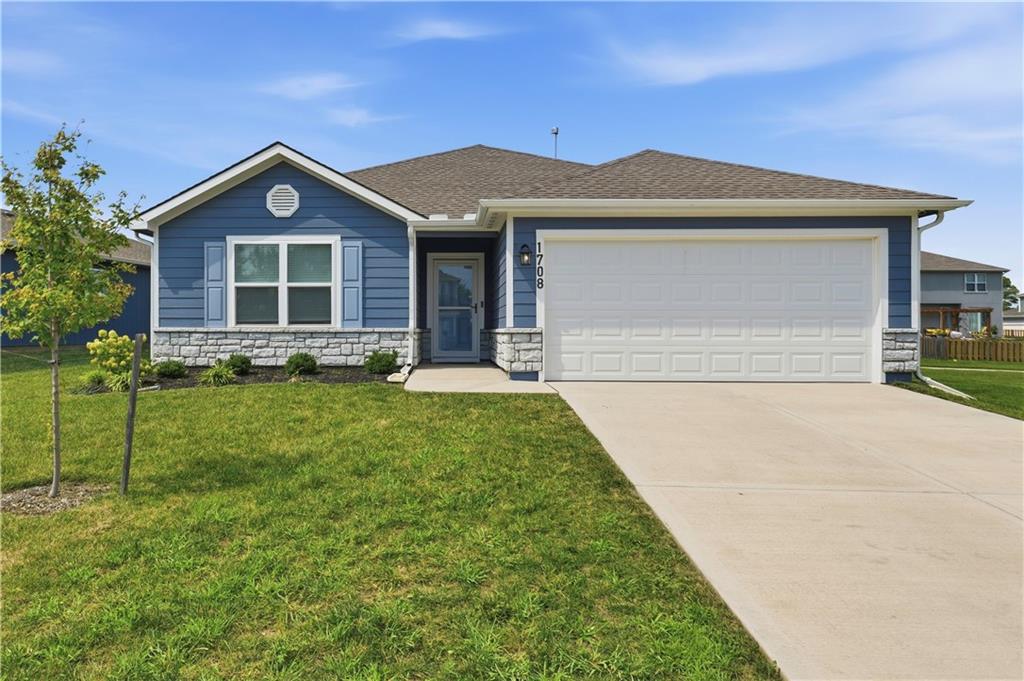 1st image of 1708 Maci St, Belton, MO 64012 | MLS# 2636594