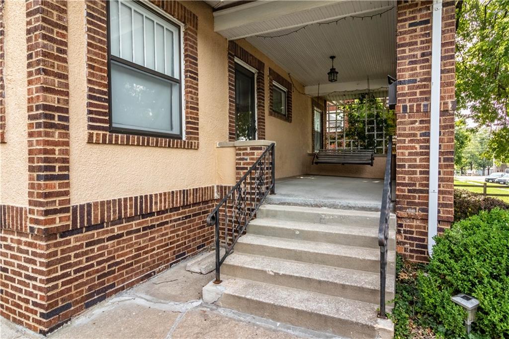 5th image of 213 Broad St, Warrensburg, MO 64093 | MLS# 2636603