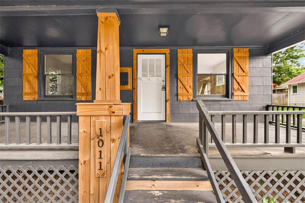 2nd image of 1011 N Osage St, Independence, MO 64050 | MLS# 2636613