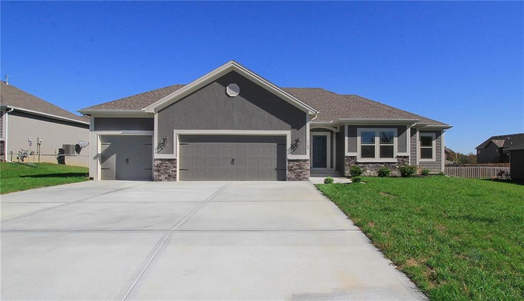 2nd image of 3316 Nw 93rd St, Kansas City, MO 64154 | MLS# 2636619