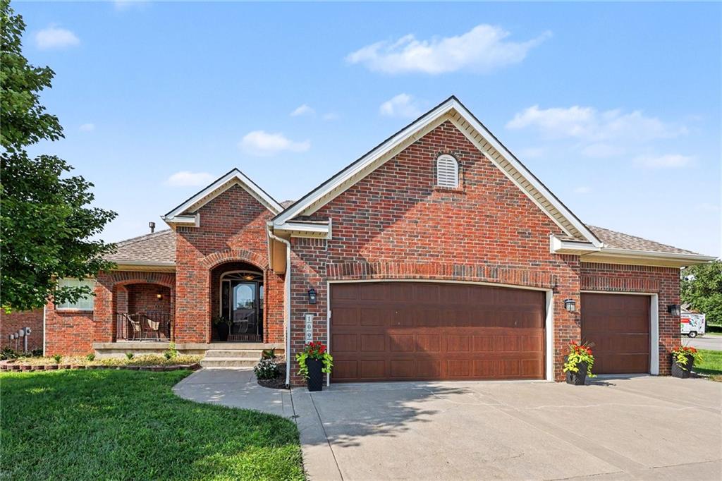 4th image of 10900 Delavan Ct, Kansas City, KS 66109 | MLS# 2636627